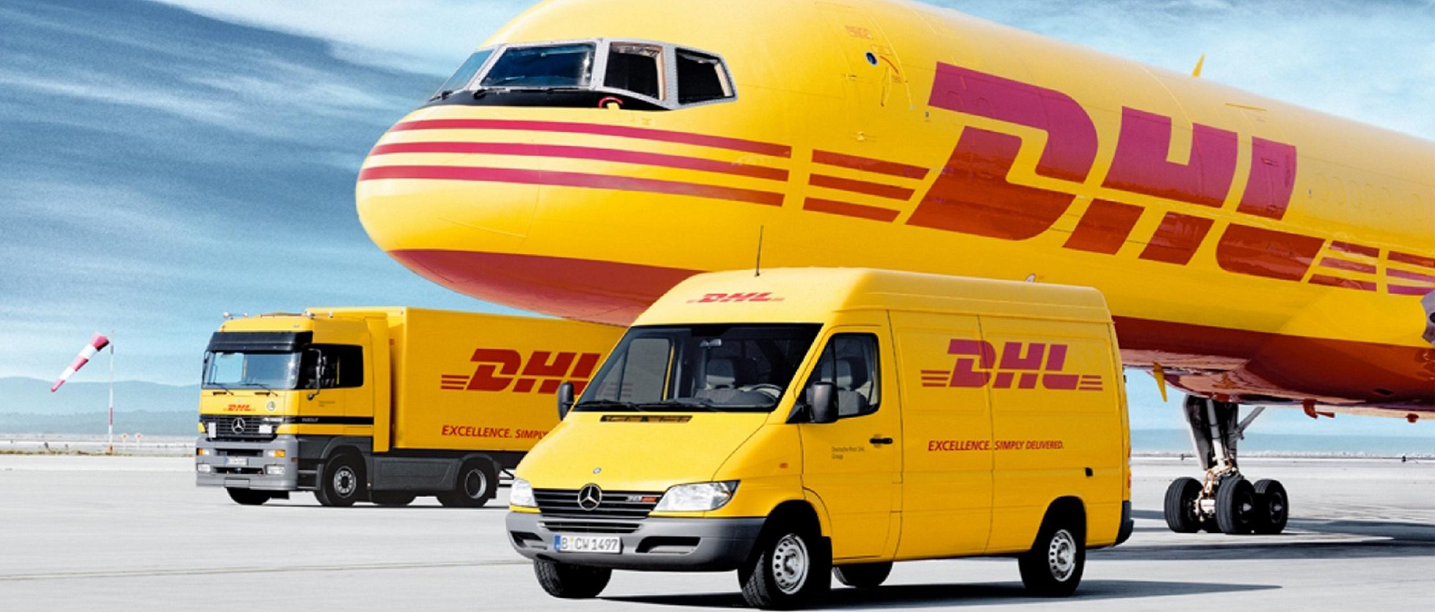 DHL повертається до України